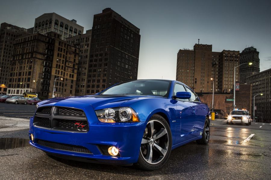  Dodge Charger Daytona 2013 года  (фото 30 из 30)